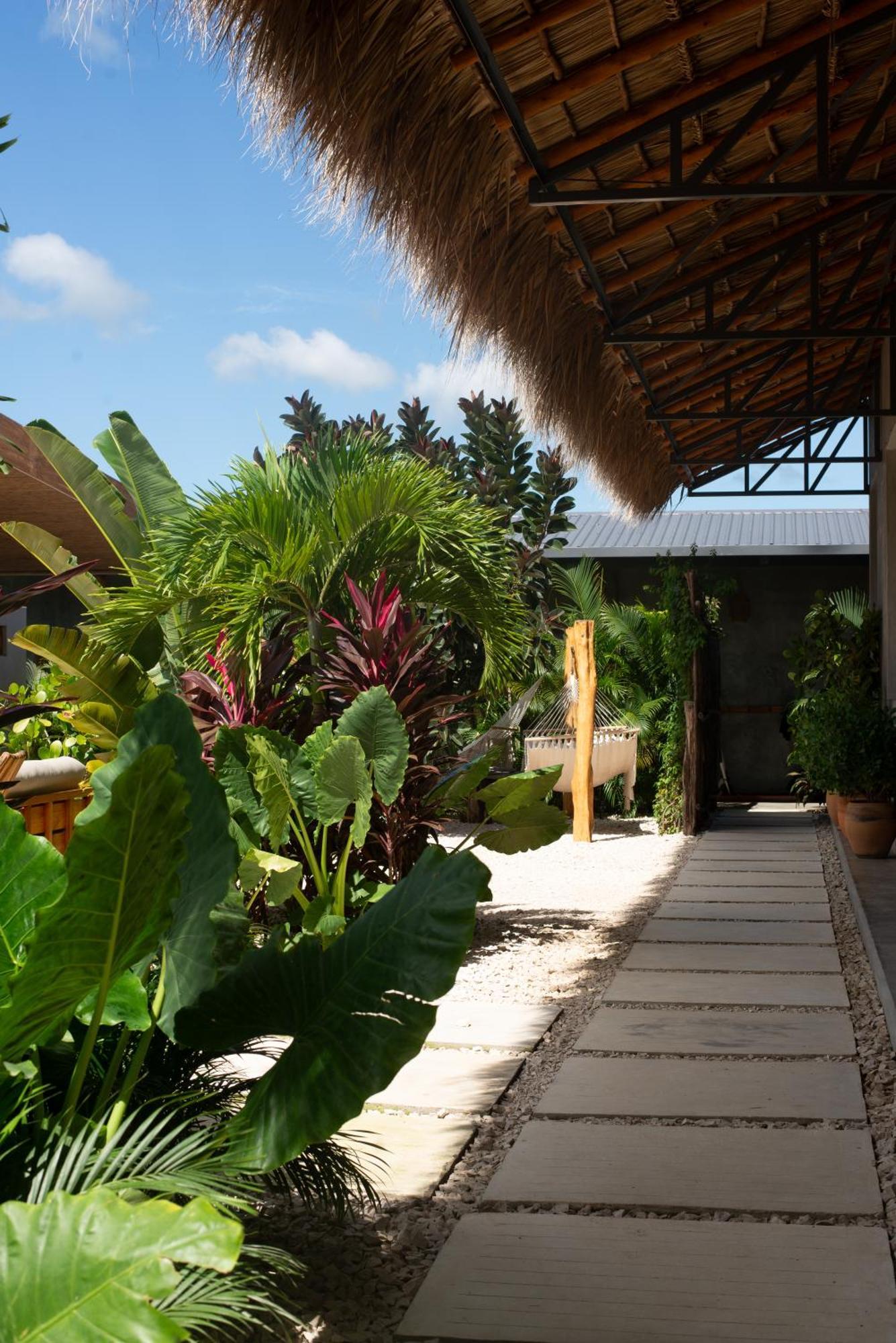 Tukasa - Surfhouse Popoyo Otel Dış mekan fotoğraf